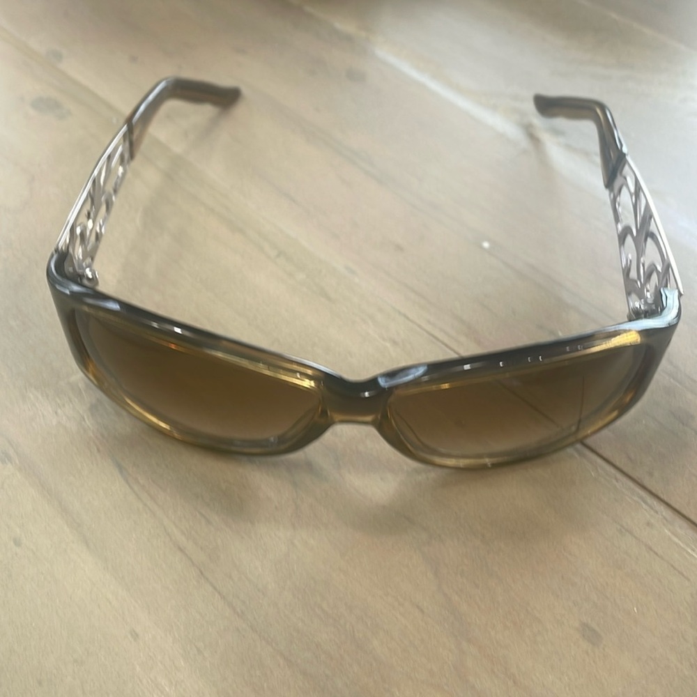 Oscar De La Renta Woman’s Sunglasses